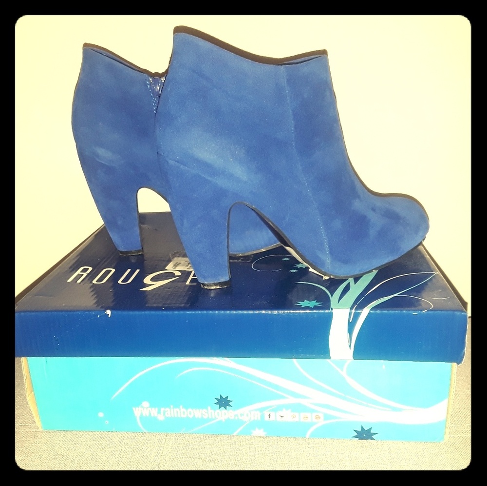 Size 8 Short Boots